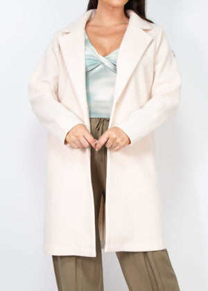 ARYA CREAM COLLARED TWO BUTTON COAT