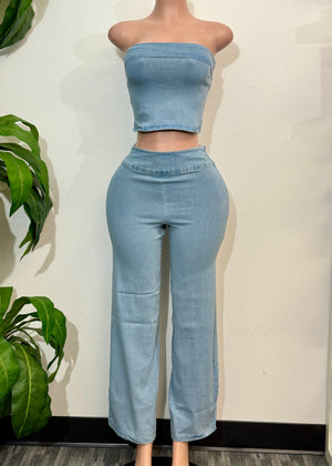 BOSTON LIGHT DENIM TWO PIECE STRETCHY SET