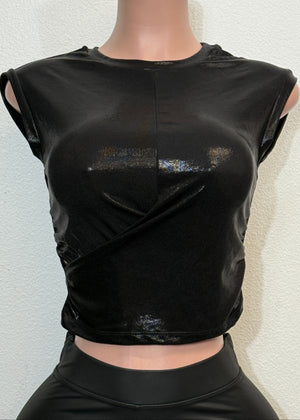 ROWYN SHINY BLACK SHORT SLEEVE ASYMMETRIC BLOUSE