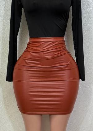 MARIANA RUST STRETCHABLE FAUX LEATHER PENCIL MINI SKIRT