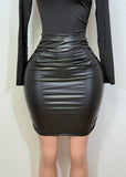 MARIANA BLACK STRETCHABLE FAUX LEATHER PENCIL MINI SKIRT