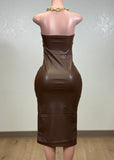 LUNA BROWN SHIRRED STRAPLESS FAUX LEATHER TUBE MIDI DRESS